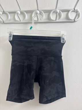 Lululemon Align shorts